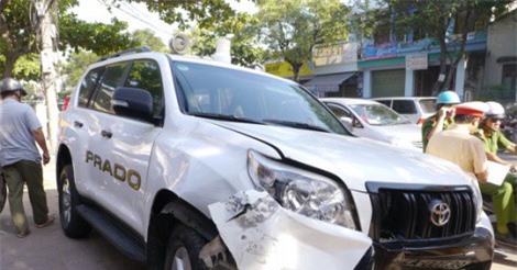 "Ôtô điên" náo loạn trên phố, 6 người bị thương nhập viện