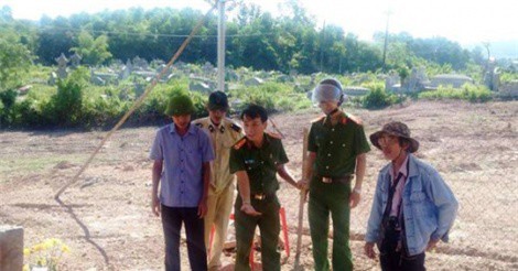 Tin mới nhất về vụ san ủi mộ vợ vua Tự Đức ở Huế