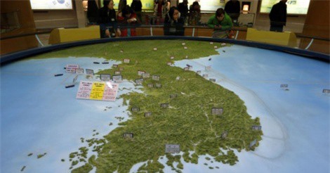 Ai hưởng lợi trong khủng hoảng Mỹ - Triều Tiên?