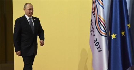 Vì sao nhà báo yêu cầu ông Putin "chinh phục" nước Ý?