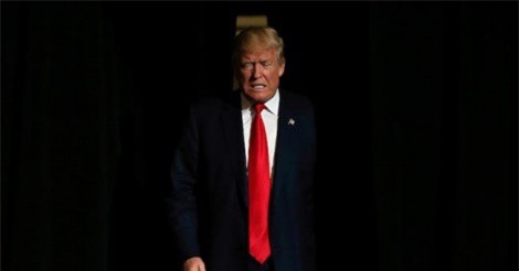 "Tổng thống Trump sẽ từ chức trước cuối năm nay"