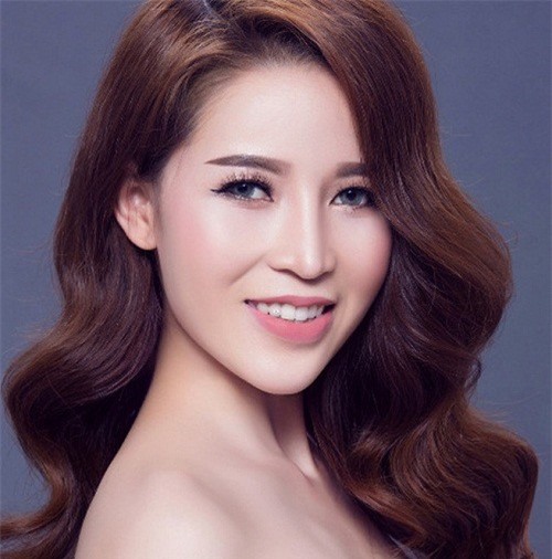 Hoa khôi trùm đường dây bán dâm nghìn USD từng nói không với scandal