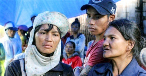 Vụ nổ ở Tà Lương: Xé lòng người vợ mất cả chồng và 2 con nhỏ