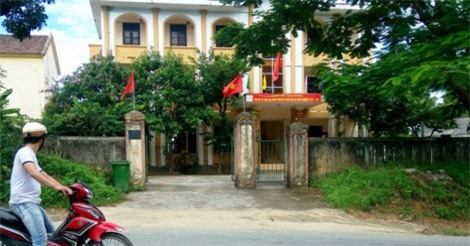 Giám đốc rừng phòng hộ bỏ nhiệm sở, Quảng Bình ra thông báo khẩn