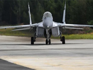 MiG-29 rẻ gấp đôi Rafale của Pháp khi vận hành