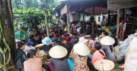 Sốc: 3 người cùng dòng họ tử vong không rõ nguyên nhân 