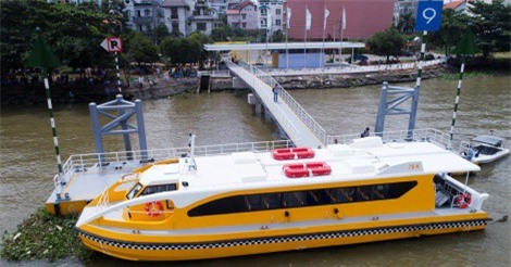 Cận cảnh bên trong buýt sông đầu tiên tại Sài Gòn