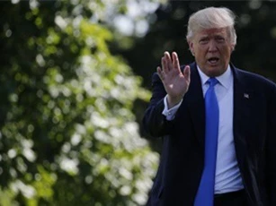 Ông Trump đã dùng hết quỹ lương hàng năm của Cơ quan Mật vụ