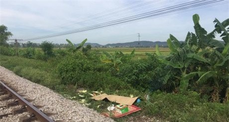 Băng qua đường sắt, người đàn ông bị tàu hỏa tông tử vong