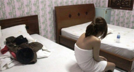 Tiếp viên quán cà phê gạ khách mua dâm giá 200.000 đồng