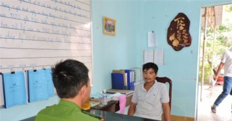 Dùng súng bắn bạn trọng thương vì chuyện mời đi đám cưới