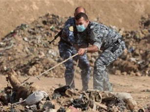 Iraq: Kinh hoàng phát hiện mồ chôn 500 nạn nhân của IS gần Mosul