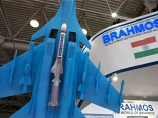Tiết lộ thời điểm "ra lò" tên lửa BrahMos tốc độ cao