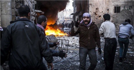 Dân thường nổi dậy ở Đông Syria, chỉ huy IS bỏ mạng