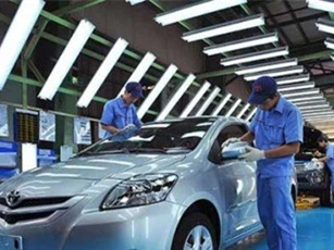 Gần 7.300 doanh nghiệp ôtô, xe máy "mở cửa" trở lại