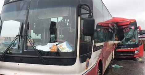 Hiện trường vụ tai nạn trên cao tốc Pháp Vân - Cầu Giẽ