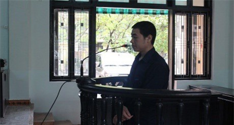 Kẻ dùng súng cướp ngân hàng BIDV ở Huế lĩnh án