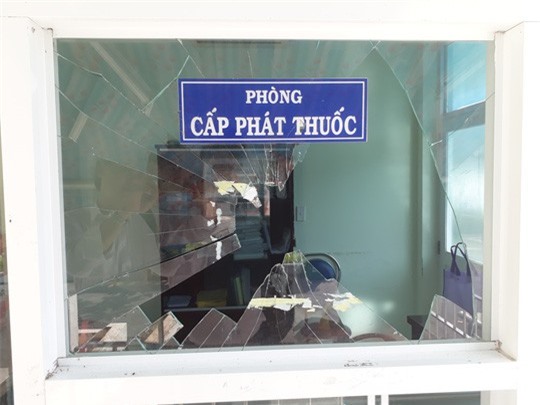 Tranh thuốc methadone, "con nghiện" đập phá trung tâm