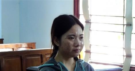 Gây tai nạn chết người, nữ sinh viên khóc nức nở lĩnh án 1 năm tù