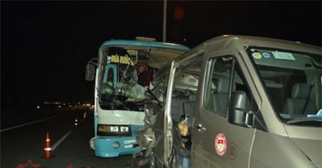 Tai nạn kinh hoàng trên cao tốc TP.HCM-Trung Lương, 7 người thương vong