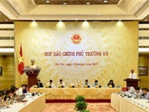 Chính phủ kiên định mục tiêu tăng trưởng GDP 6,7%