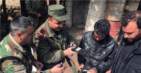 Homs: Phiến quân tại 24 thị trấn buông súng, đầu hàng quân đội Syria 