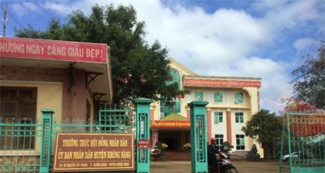 Kỷ luật Phó chủ tịch huyện làm lộ đề thi công chức