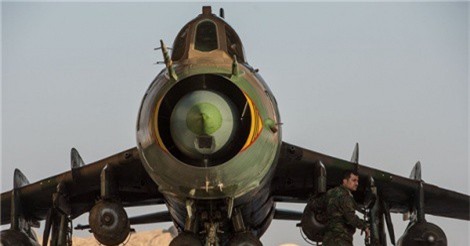 Nga - Syria oanh kích dữ dội ở Deir Ezzur, IS chết la liệt