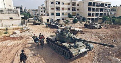 Xe tăng Syria ùn ùn tiến vào Deir Ezzur