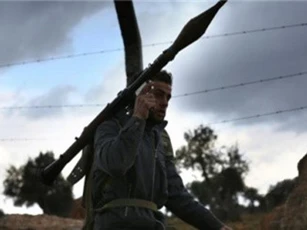 Quân đội Syria tiến sát Deir Ezzur, IS điên tiết sát hại dân thường