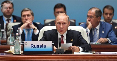 Putin thẳng thừng nói Mỹ có trình độ văn hóa "lùn"