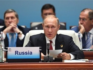 Putin thẳng thừng nói Mỹ có trình độ văn hóa "lùn"