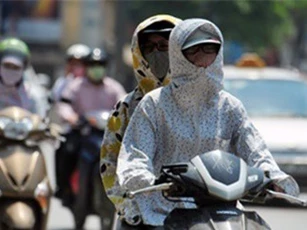 Khu vực Bắc Bộ có mưa, Trung Bộ nắng nóng diện rộng