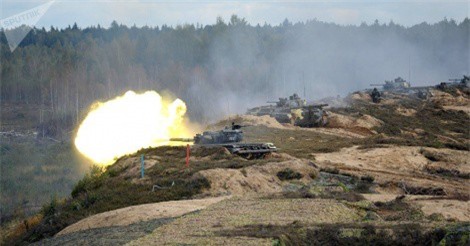 NATO điều chuyên gia giám sát tập trận Nga - Belarus 