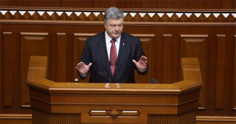 Ông Poroshenko thừa nhận Ukraine không thể giành lại Crưm bằng vũ lực