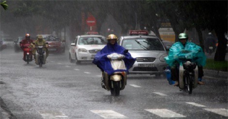 Bắc Bộ mưa dông, Trung Bộ nắng nóng 36 độ C