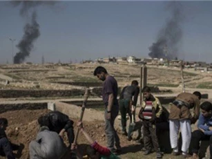 IS bắn phá dữ dội ở Đông Deir Ezzur, nhiều dân thường thiệt mạng