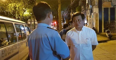 Bị đe dọa, ông Đoàn Ngọc Hải vẫn "'chinh chiến" dọn vỉa hè