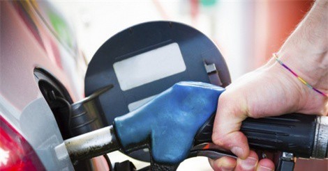 Trung Quốc cấm bán ôtô chạy xăng dầu