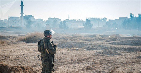Nga cử hơn 40 chuyên gia phá bom mìn tới Deir Ezzor của Syria
