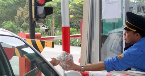 Bác chuyện ép dùng công nghệ thu phí không dừng qua BOT 
