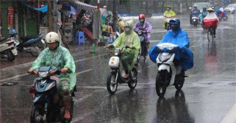 Bão số 10 tăng cấp: Hà Nội mưa dông, đề phòng lũ quét ở Tây Bắc