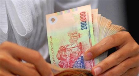 Bộ Tài chính đề xuất giảm hàng loạt loại phí, có loại tới 83%