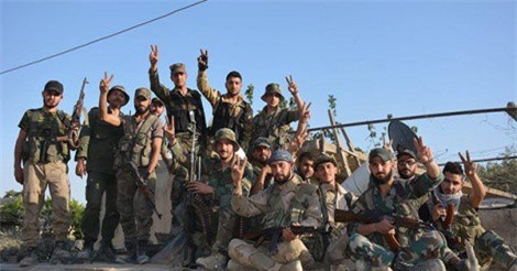 Syria điều hàng trăm binh lính tới Deir Ezzur