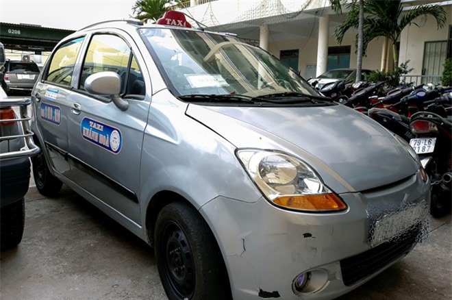 Chạy taxi hơn 4km, tài xế "chặt chém" khách nước ngoài 6 triệu đồng