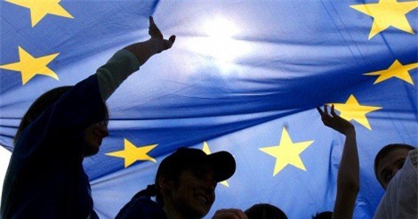 EU lại "rắn" với Nga vì chủ quyền Ukraine