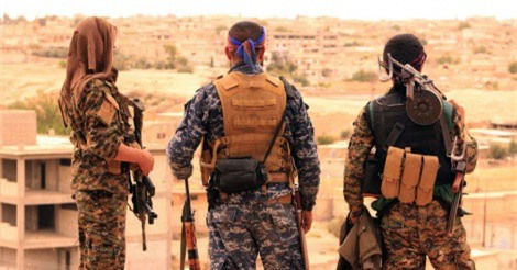 Mỹ cung cấp vũ khí hạng nặng, xe bọc thép cho lực lượng dân chủ Syria