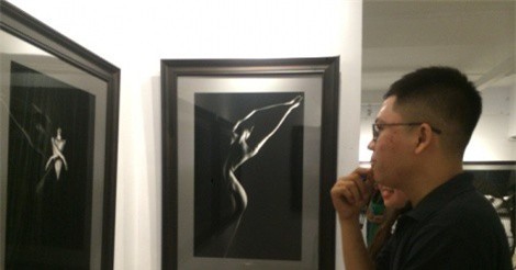 Triển lãm ảnh nude đầu tiên tại Việt Nam 