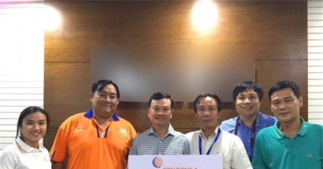 Công ty CP Tôn Đông Á đồng hành cùng đồng bào miền Trung trong cơn bão số 10 