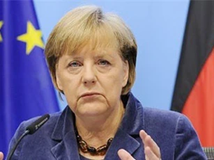 Thủ tướng Đức Merkel nhận tin buồn trước bầu cử